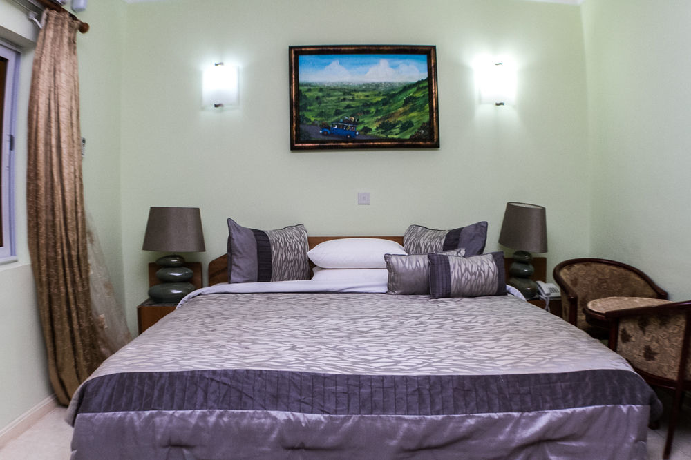 Alma House Hotel アクラ エクステリア 写真